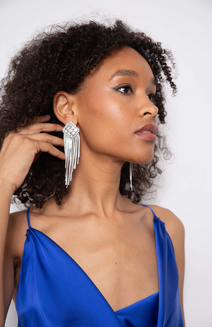 DIAMOND HOOPS WITH CASCADE SPARKLES