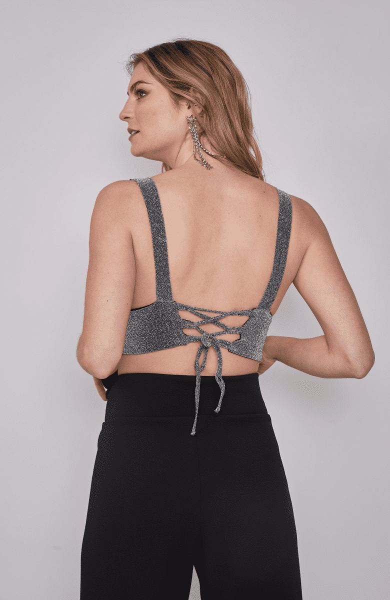 CROP TOP ESCOTE AMARRA 04