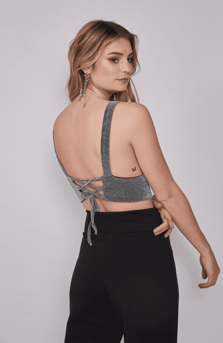 CROP TOP ESCOTE AMARRA 05