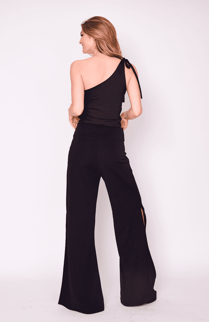 CROP TOP UN HOMBRO NEGRO 10